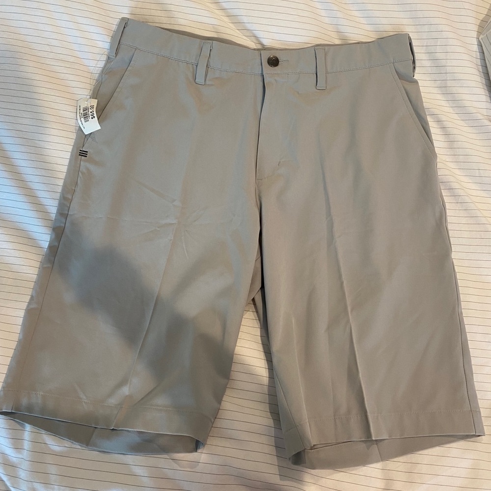 Adidas Golf Shorts Size 34 NWT